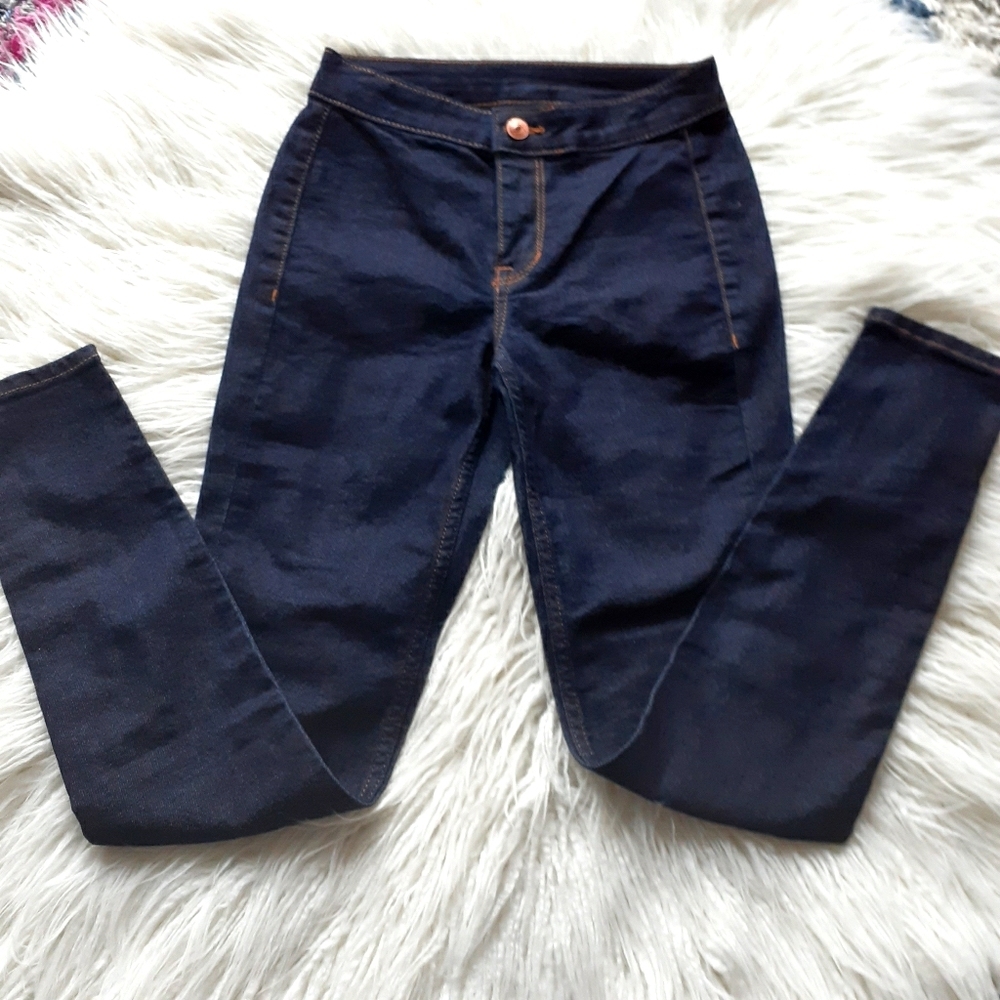 DIVIDED Skinny blue jeans